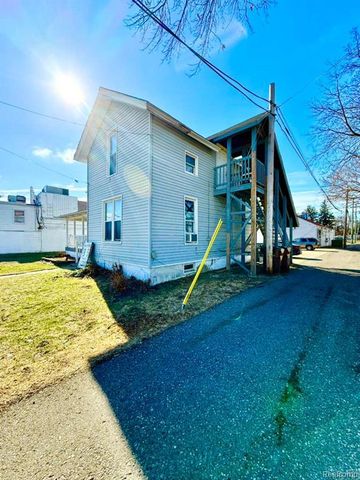 35449 Clinton Street, Wayne, MI 48184