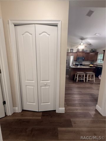1167 W Hedgewood Lane, Dunnellon, FL 34434