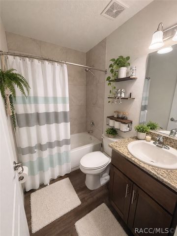 1167 W Hedgewood Lane, Dunnellon, FL 34434