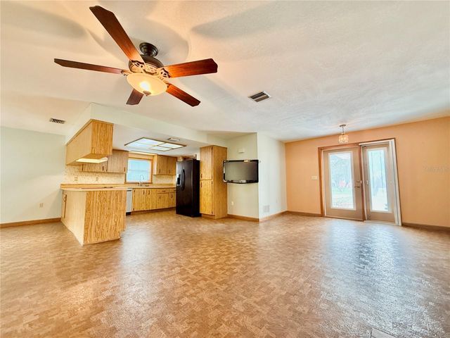 1624 S DAYTONA AVENUE, Flagler Beach, FL 32136