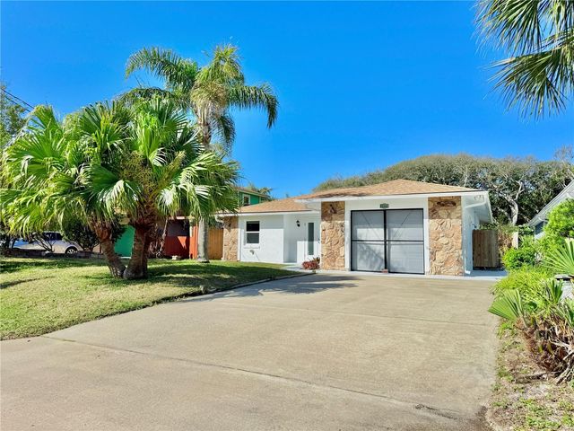 1624 S DAYTONA AVENUE, Flagler Beach, FL 32136