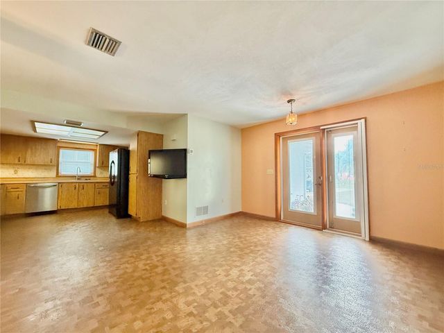 1624 S DAYTONA AVENUE, Flagler Beach, FL 32136