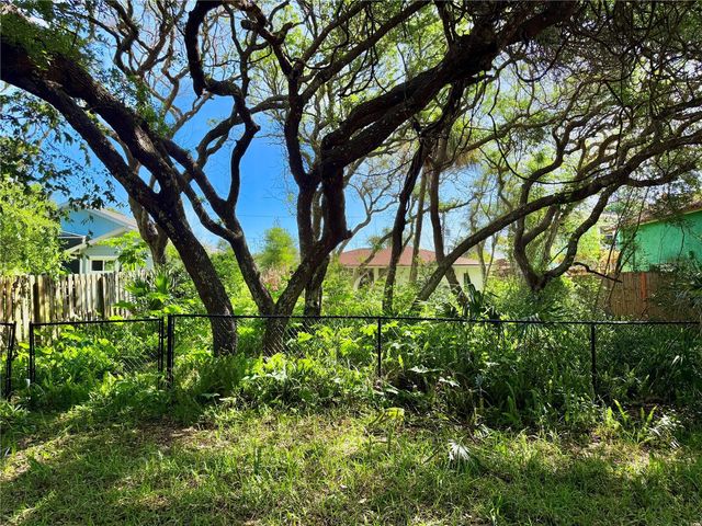 1624 S DAYTONA AVENUE, Flagler Beach, FL 32136