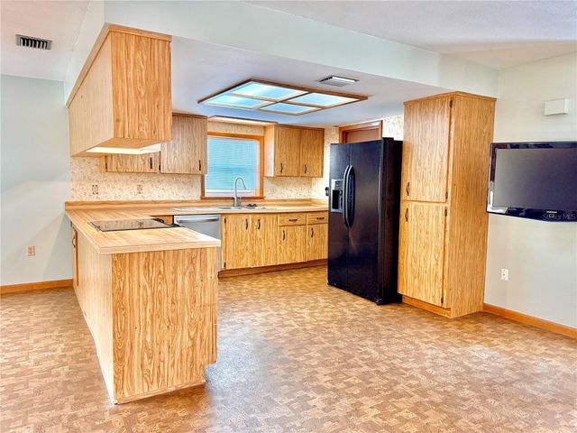 1624 S DAYTONA AVENUE, Flagler Beach, FL 32136