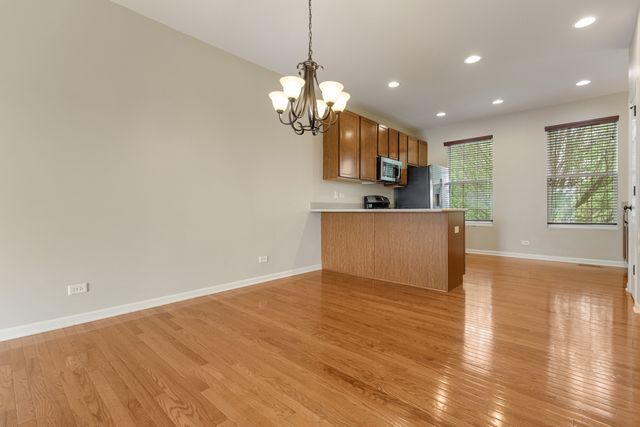 457 Town Center Boulevard, Gilberts, IL 60136
