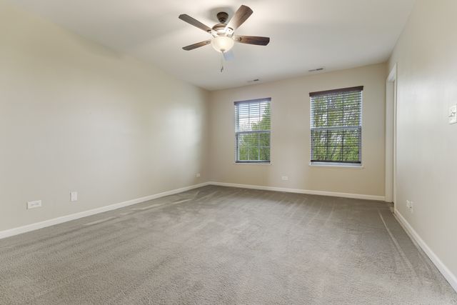 457 Town Center Boulevard, Gilberts, IL 60136