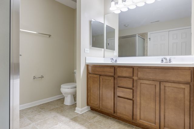 457 Town Center Boulevard, Gilberts, IL 60136