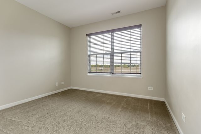 457 Town Center Boulevard, Gilberts, IL 60136