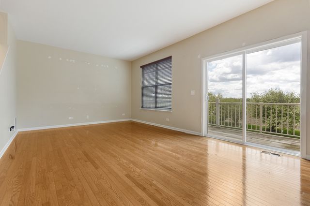 457 Town Center Boulevard, Gilberts, IL 60136