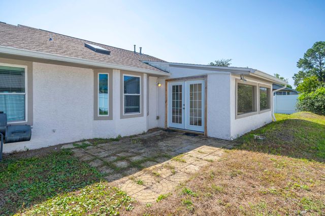 911 Pelican Place, Panama City Beach, FL 32407