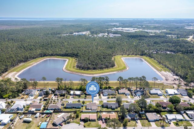 911 Pelican Place, Panama City Beach, FL 32407