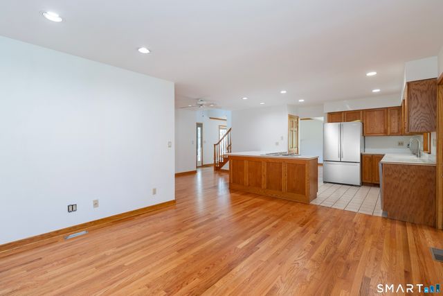 9 Howd Avenue, Branford, CT 06405