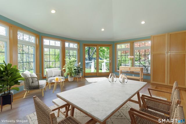 9 Howd Avenue, Branford, CT 06405