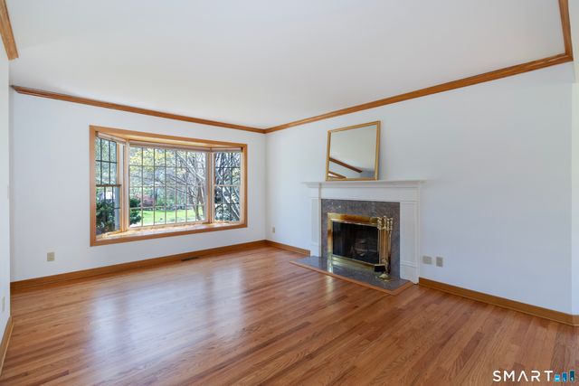 9 Howd Avenue, Branford, CT 06405