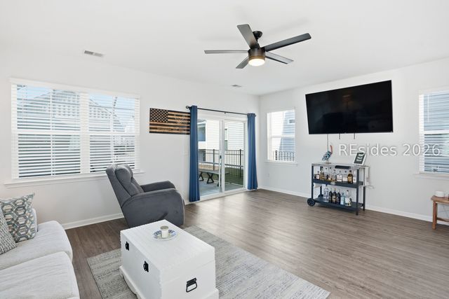 120 Garden Row Dr S, Hardeeville, SC 29927