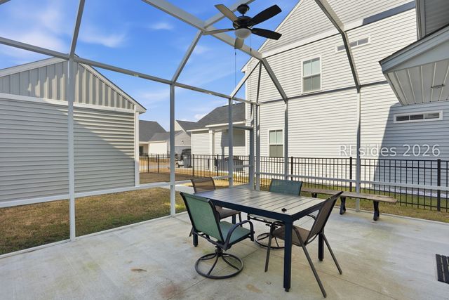 120 Garden Row Dr S, Hardeeville, SC 29927