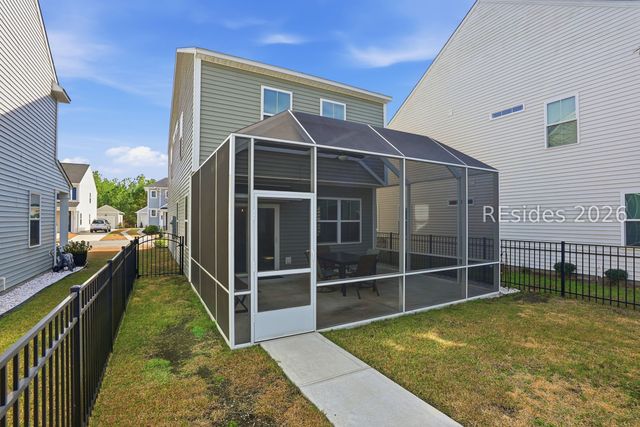 120 Garden Row Dr S, Hardeeville, SC 29927