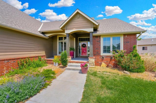 2522 N GRAYSTONE CIR, Wichita, KS 67228