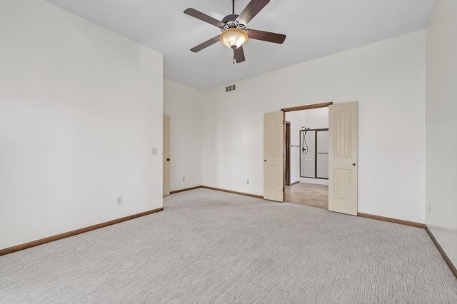 2522 N GRAYSTONE CIR, Wichita, KS 67228