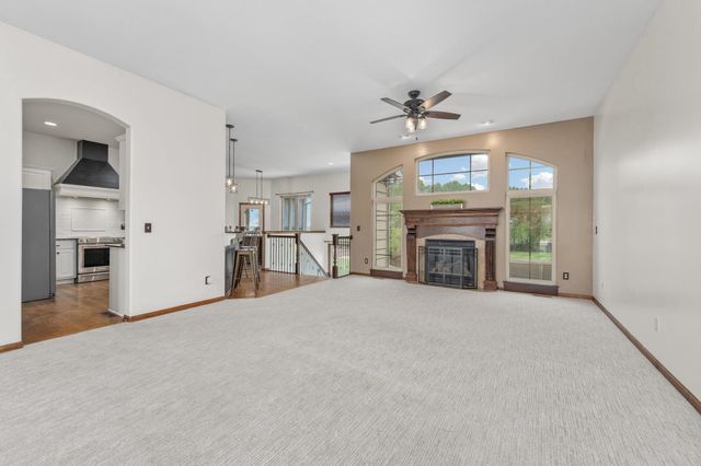2522 N GRAYSTONE CIR, Wichita, KS 67228
