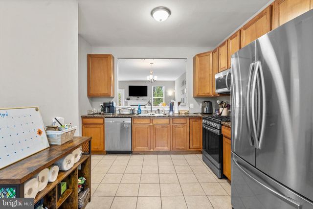 303 W 1ST AVE, Conshohocken, PA 19428