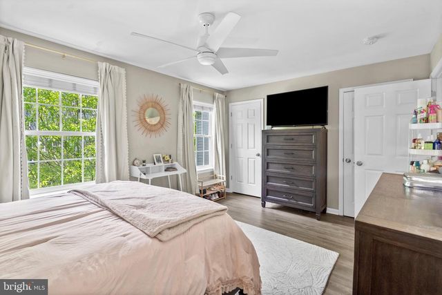 303 W 1ST AVE, Conshohocken, PA 19428