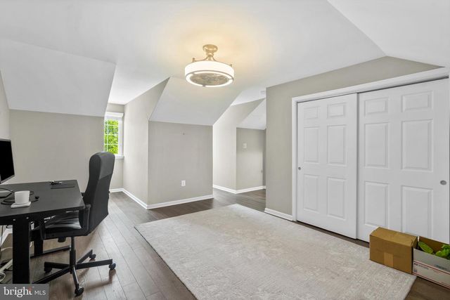 303 W 1ST AVE, Conshohocken, PA 19428