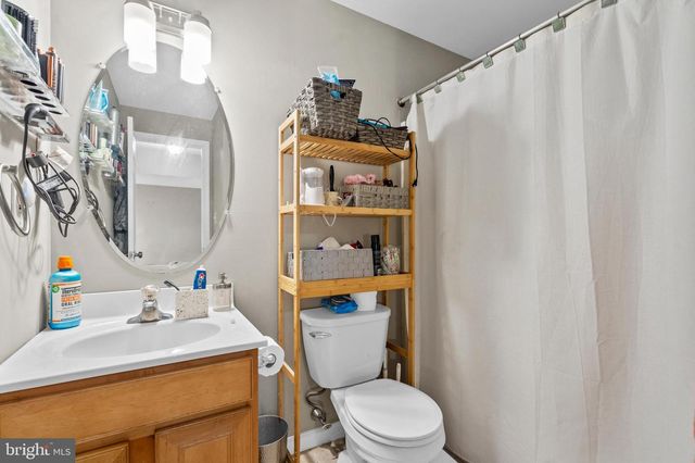 303 W 1ST AVE, Conshohocken, PA 19428