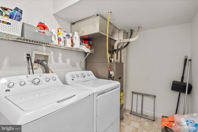 303 W 1ST AVE, Conshohocken, PA 19428
