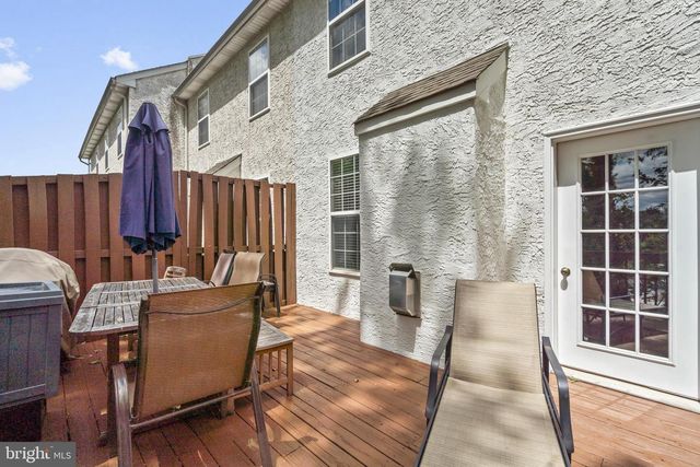 303 W 1ST AVE, Conshohocken, PA 19428