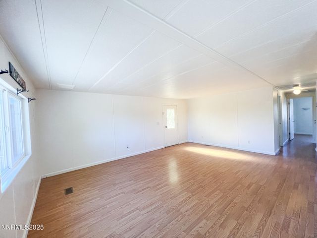 6305 Blackwood Road, Sun Valley, NV 89433