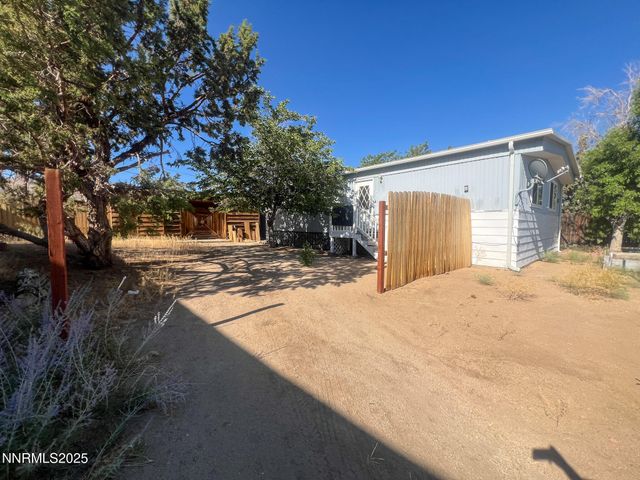 6305 Blackwood Road, Sun Valley, NV 89433