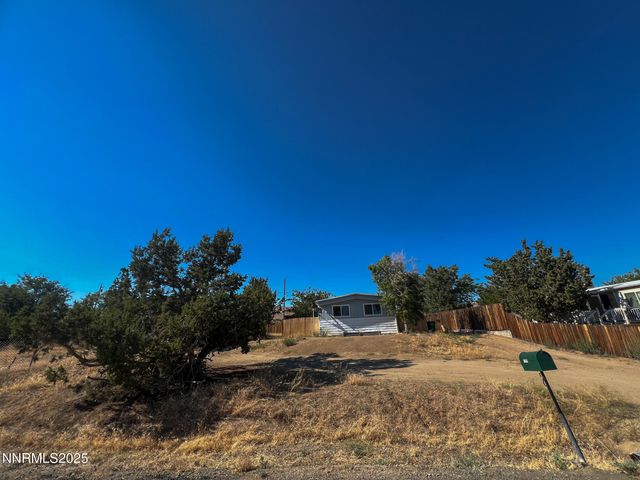 6305 Blackwood Road, Sun Valley, NV 89433