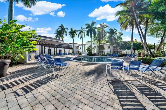 4728 NW 97th Ct 86, Doral, FL 33178
