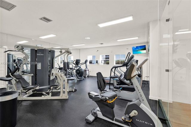 4728 NW 97th Ct 86, Doral, FL 33178