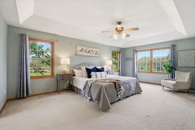 18840 Brookridge DRIVE, Brookfield, WI 53045