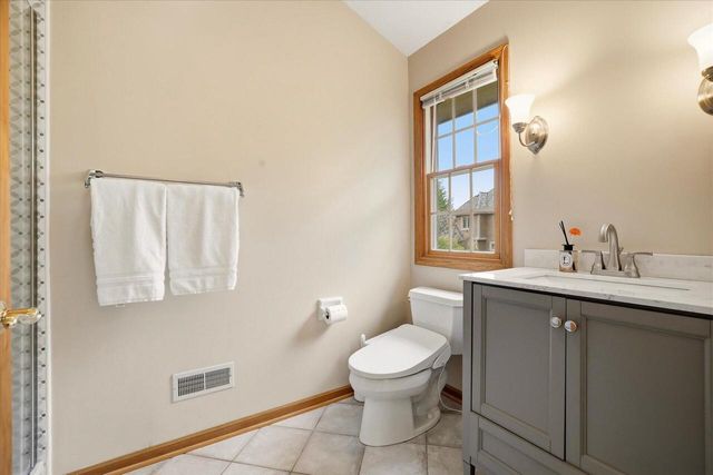 18840 Brookridge DRIVE, Brookfield, WI 53045