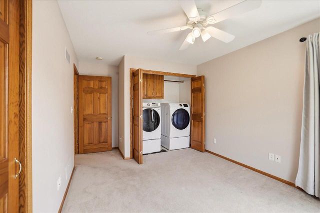 18840 Brookridge DRIVE, Brookfield, WI 53045