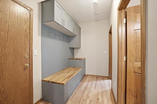 18840 Brookridge DRIVE, Brookfield, WI 53045