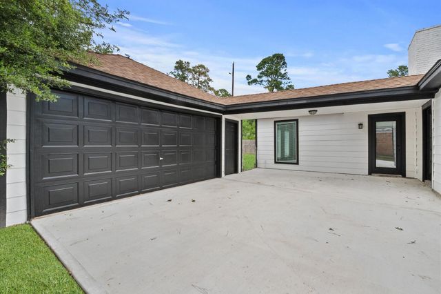 1422 Saddlecreek Drive, Houston, TX 77090