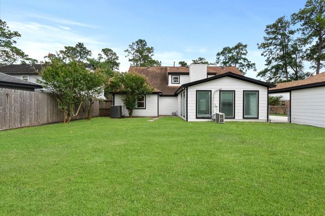 1422 Saddlecreek Drive, Houston, TX 77090