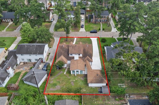 1422 Saddlecreek Drive, Houston, TX 77090