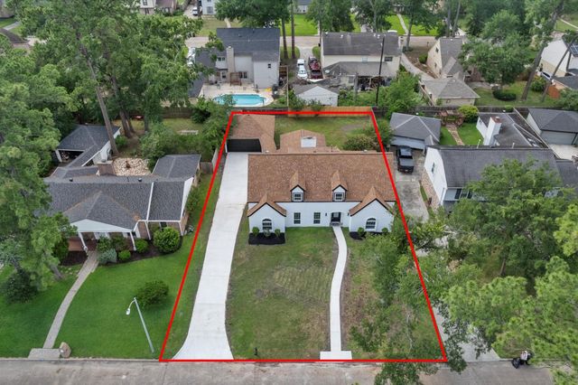 1422 Saddlecreek Drive, Houston, TX 77090