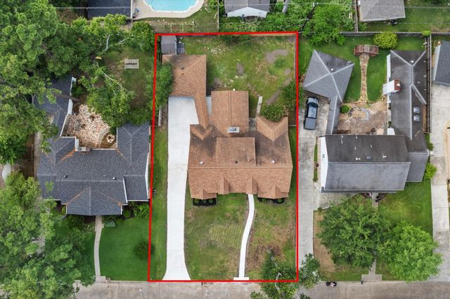1422 Saddlecreek Drive, Houston, TX 77090