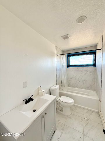 51 Horseshoe Circle, Crescent Valley, NV 89821