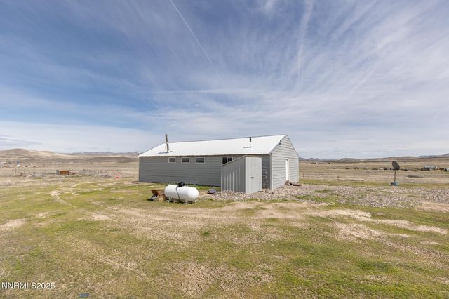 51 Horseshoe Circle, Crescent Valley, NV 89821