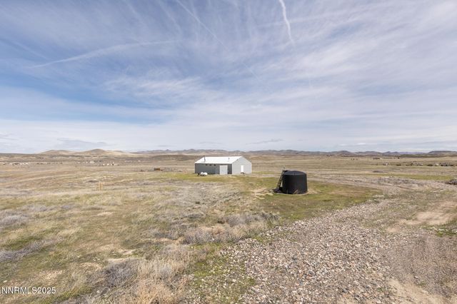 51 Horseshoe Circle, Crescent Valley, NV 89821