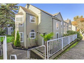 8550 Sw CURRY Dr A, Wilsonville, OR 97070
