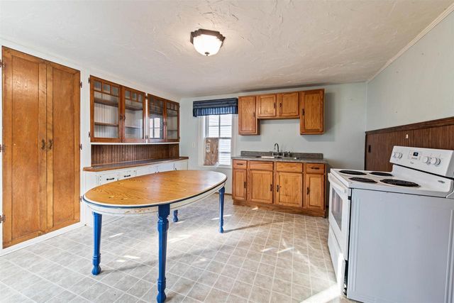 829 PIERCE AVENUE, Marinette, WI 54143