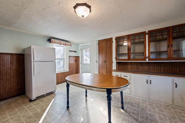 829 PIERCE AVENUE, Marinette, WI 54143